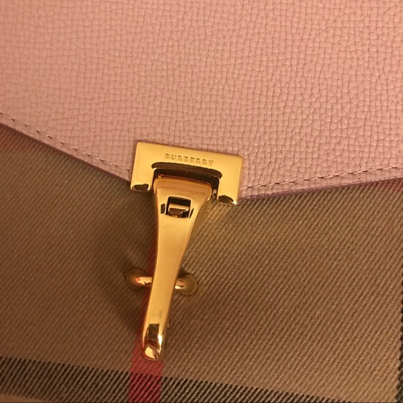 Burberry Small Macken' Check Crossbody Bag - Picture 7 of 8